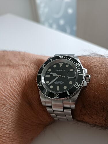 17703670120839149522601232068869