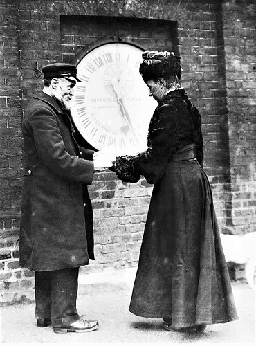 Ruth_Belville_1908