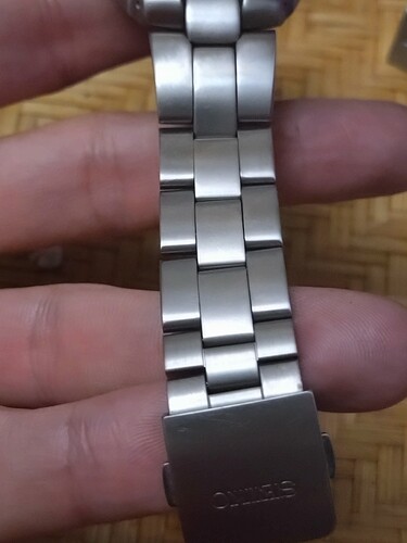 1000122757