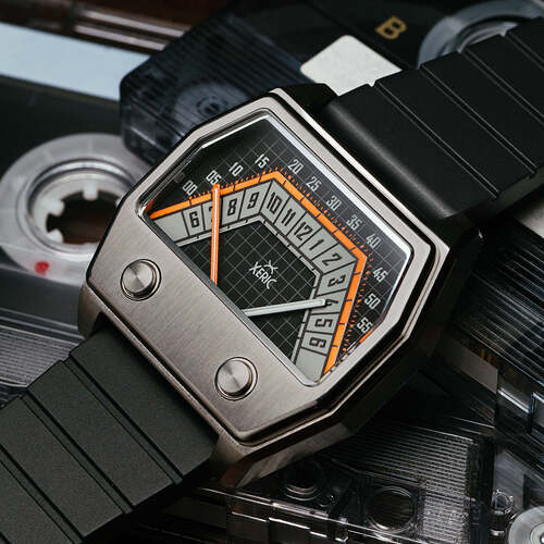 xeric-volta-double-retrograde-gunmetal-orange-05b-web-1