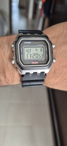 1000149883