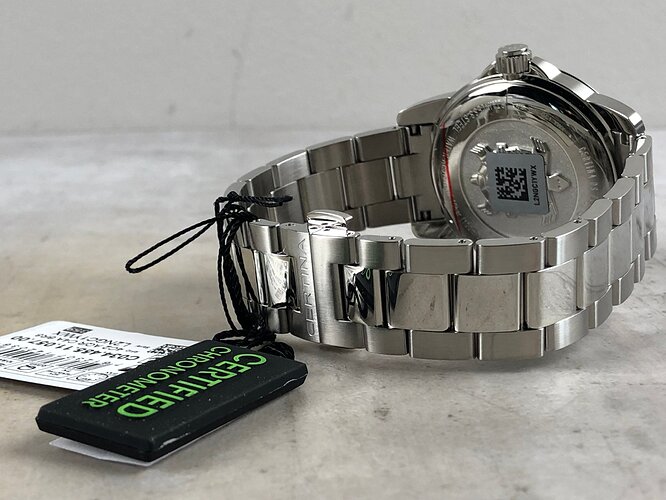 e8e54c5e-6c93-4ab5-8b34-ad22e6ab36a5