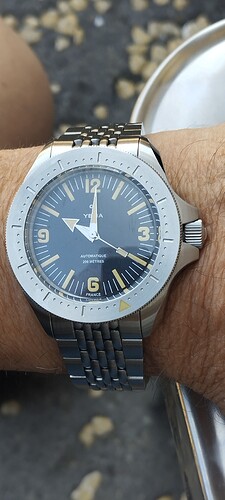 1000051660