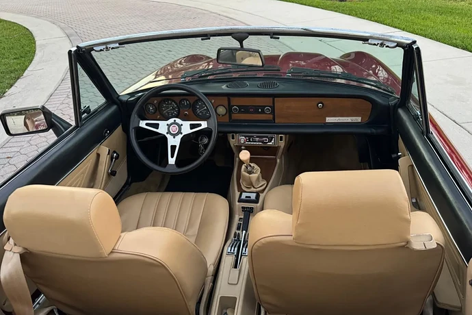 1980_fiat_spider-2000_fiat_15-38103