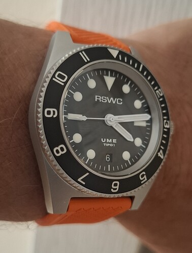 1000085307