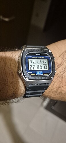 1000197121