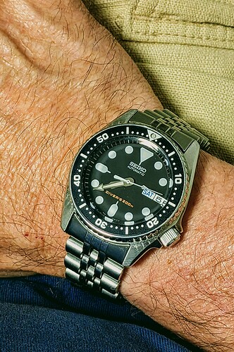 1000056972