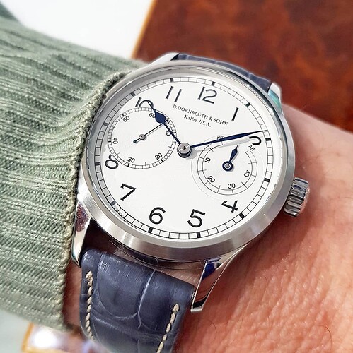 Dornbluth-Sohn-99.2-Silver-Dial-7