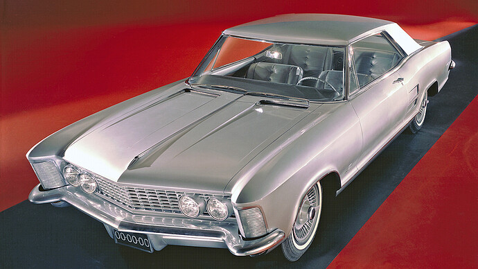 Classic_Sports_Car_Designers_009_Buick