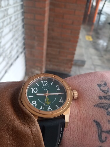 1000037298
