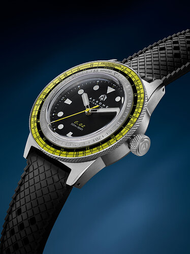 Akrone_C-02_Heritage_decompression_rubber_web