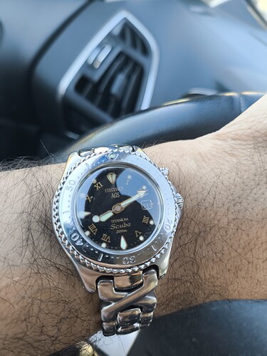 1000072809