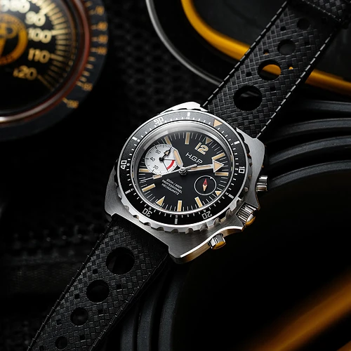 HGP-200m-chronographe-mecaquartz-vintage-lum-black-dial-black-bezel-black-rally-rubber-strap-25-H2CM-003-RB2-BLK-in-situ2