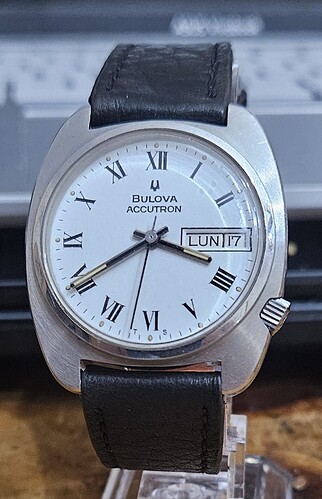 1000110457