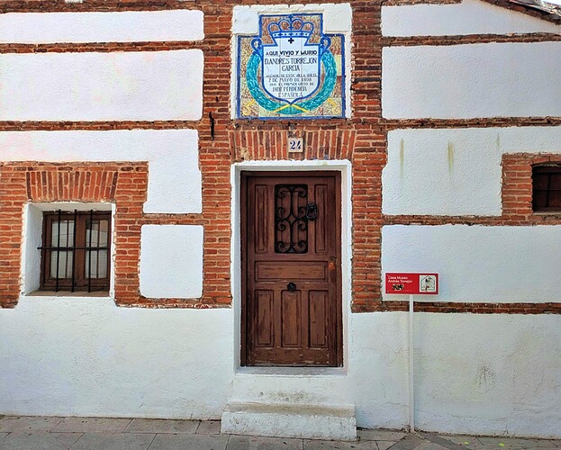 lub-casa andres torrejon placa