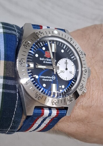 1000028271