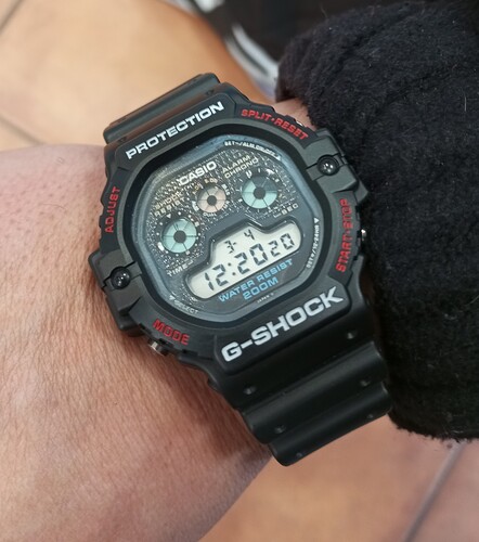 1000079611