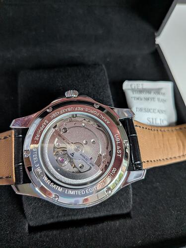 PXL_20251021_155337631.MACRO_FOCUS