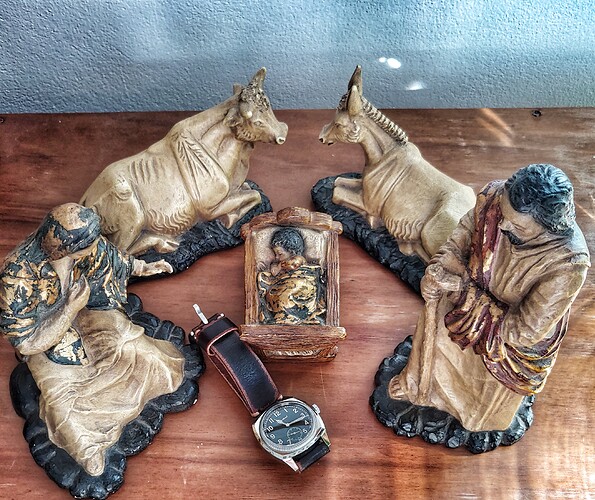 20241216_111720_Burst01-01