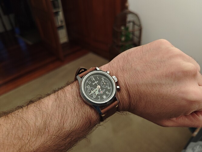 1000082377