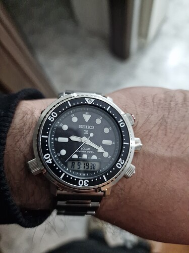 1000089192