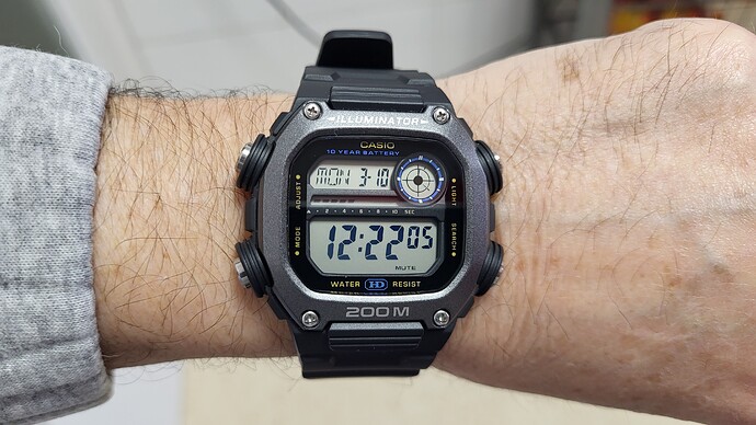 1000157600
