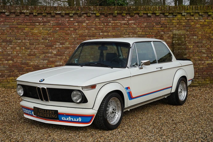 bmw-2002-turbo-1975
