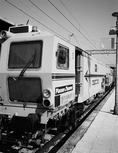 0871 - 2025.3.5 - Oscar Puerto Carrillo - Ilford HP5-71