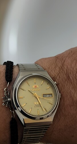 1000056155