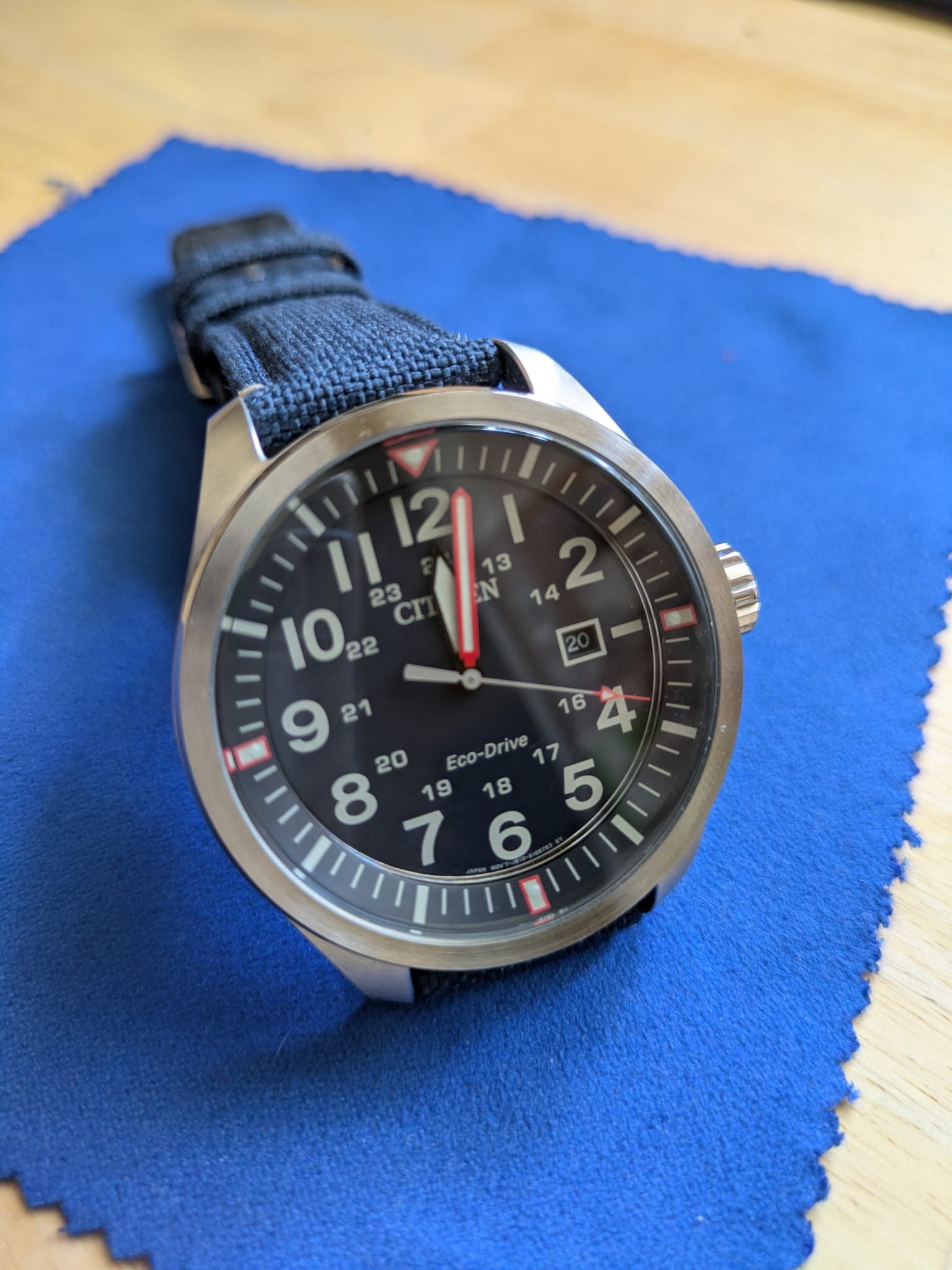 Citizen Core Collection AW5000-16L • EAN: 4974374266026