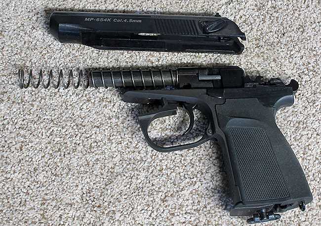 07-06-22-09-Makarov-disassembled
