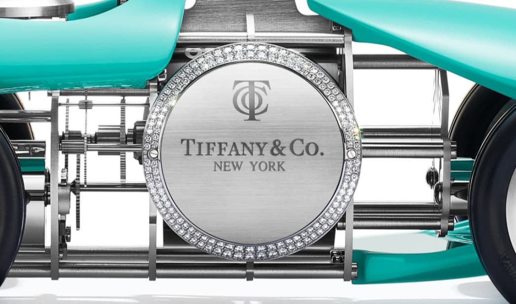 Coche-reloj-de-Tiffany-1046x616