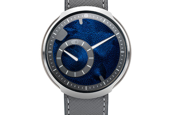 Revolution-Magazine_Ressence_TYPE-8-Indigo-feature-mobile